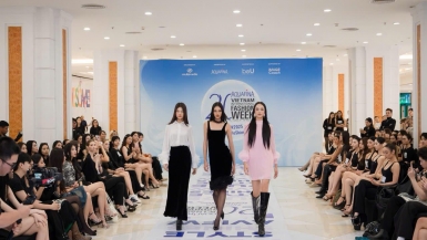 Ngày thứ hai casting AVIFW Thu Đông 2025: ‘Nóng rực’ với dàn giám khảo đình đám