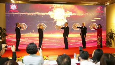 Khai mạc Triển lãm “Hợp tác hữu nghị Việt Nam - Trung Quốc từ tài liệu lưu trữ”