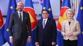 Thủ tướng đề nghị ASEAN và EU 'lấy hoà bình là mục đích, coi đối thoại, hợp tác là công cụ, đề cao thượng tôn pháp luật'
