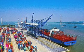 TP Hồ Chí Minh dẫn đầu cả nước về kim ngạch xuất nhập khẩu 2022