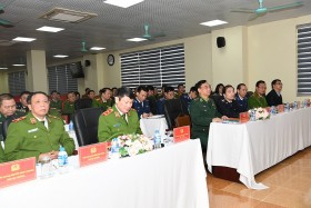 Phòng, chống ma tuý, giữ gìn an ninh trật tự gắn với xây dựng đời sống văn hoá, phát triển kinh tế