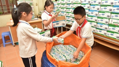Cuộc thi “Cùng bé thu gom vỏ hộp giấy” giúp tăng gấp đôi việc thu gom
