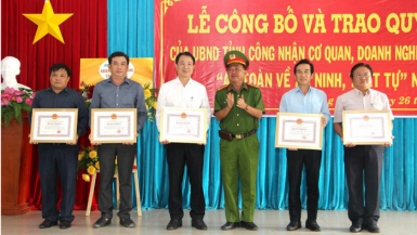 148 cơ quan, doanh nghiệp tại An Giang được công nhận đạt chuẩn “An toàn về an ninh, trật tự” năm 2020