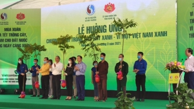Toyota Việt Nam đồng hành cùng Bộ Tài Nguyên & Môi trường trong Lễ phát động Tết trồng cây