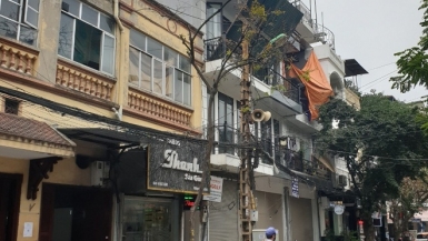 Thực trạng quản lý trật tự xây dựng trên địa bàn thành phố Hà Nội:   
 Công trình “khủng” đâm thủng quy hoạch