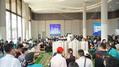 Tin nhanh BĐS tuần qua: “Sóng đất” nổi lên hầu khắp các tỉnh, Vingroup khởi công dự án tỷ USD tại Đà Nẵng