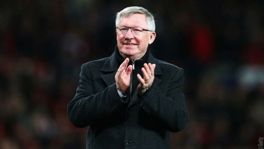 Cả thế giới bóng đá đang hướng về Sir Alex