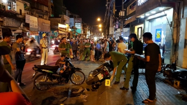 Sài Gòn: 2 “hiệp sĩ” và 1 người dân bị trộm đâm chết