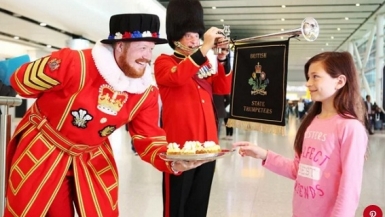 Sân bay Heathrow, London đang ‘sốt’ vì đám cưới hoàng gia Anh