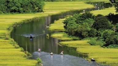 Du lịch Ninh Bình: Tăng sức hấp dẫn, nhưng vẫn cần cải thiện