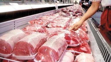 Nhập khẩu thịt lợn tăng 298% để “hạ nhiệt” giá thành