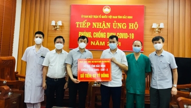 Vĩnh Phúc hỗ trợ tiền và nhân lực tới tỉnh Bắc Giang, Bắc Ninh cùng chống dịch Covid-19