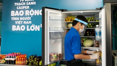 TP Hồ Chí Minh triển khai chương trình “Tủ lạnh Thạch Sanh” gửi tặng người dân khu cách ly