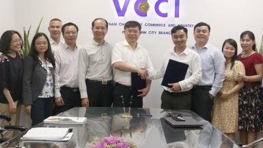 VCCI-HCM chung tay cùng Bình Phước hỗ trợ cộng đồng doanh nhân