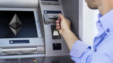 Các ngân hàng lại tăng phí ATM