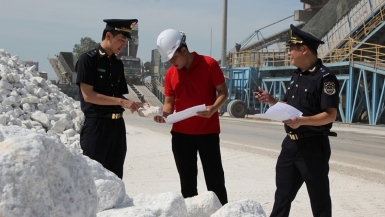 Doanh nghiệp hưởng lợi gì khi tự nguyện tuân thủ pháp luật hải quan?