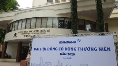 Eximbank: Những lùm xùm ở thượng tầng kiến trúc lãnh đạo khiến tình hình kinh doanh tiềm ẩn nhiều rủi ro