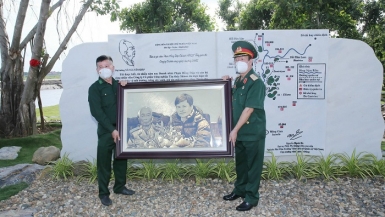 Bản đồ chiến dịch Điện Biên Phủ bằng cây xanh tại KCN Nam Cầu Kiền:   
Kiến tạo giá trị lịch sử vượt thời gian