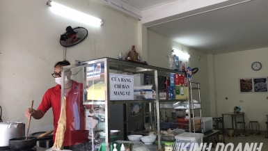 TP Hồ Chí Minh: Cho phép quán ăn mở cửa trở lại, chỉ bán mang về