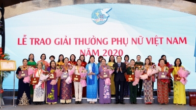 Chủ tịch Tập đoàn BRG được tôn vinh ở giải thưởng Phụ nữ Việt Nam 2020