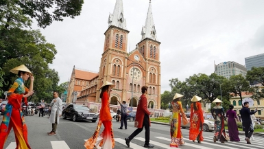 TP Hồ Chí Minh sẽ mở tour du lịch liên tỉnh từ tháng 11/2021