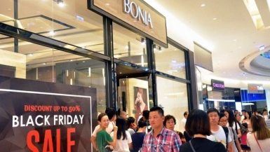 Đón ‘bão’ giảm giá Black Friday