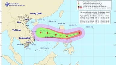 Ngày 2/11, bão Goni đi vào Biển Đông với sức gió mạnh nhất vùng gần tâm bão mạnh cấp 10