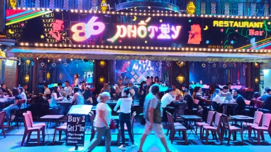 Spa, karaoke, vũ trường ở TP Hồ Chí Minh được mở cửa trở lại có điều kiện