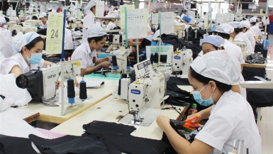 Sản xuất công nghiệp thích ứng trạng thái ‘bình thường mới’