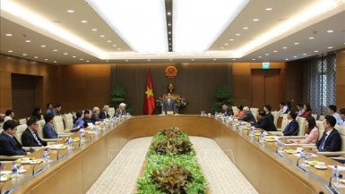 Phát triển kinh tế cần đi đôi với bảo vệ môi trường