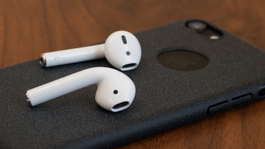 AirPods quá thành công, Google có thể ra mắt tai nghe không dây để cạnh tranh