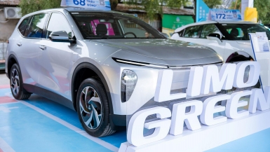 Tài xế dịch vụ nói về Limo Green: Tiết kiệm cả trăm triệu đồng mỗi năm, sao phải quay lại xe xăng?