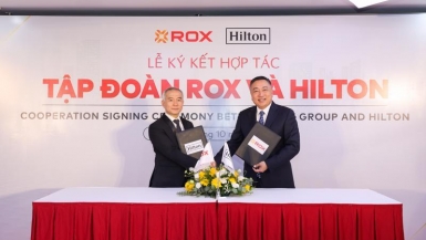 ROX Group và Hilton ký thoả thuận hợp tác phát triển phân khúc khách sạn trung cấp.