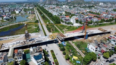 Thanh Hóa: Quyết liệt giải ngân đầu tư công, kiểm soát chặt thu chi ngân sách