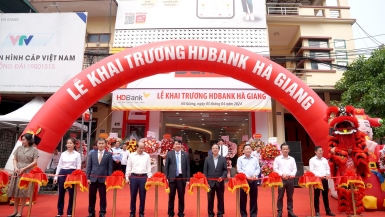 HDBank đặt chi nhánh đầu tiên tại cửa ngõ phía Bắc của Tổ quốc