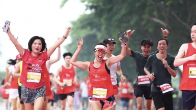 Khai mạc Giải Marathon quốc tế Hà Nội Techcombank mùa thứ 3