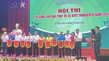 Xây dựng văn hoá phục vụ xe buýt Transerco 2024