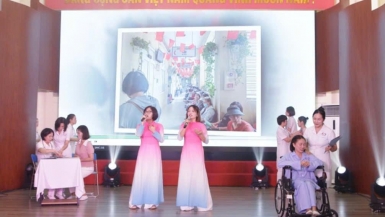 Sôi nổi Hội diễn văn nghệ chào mừng 55 năm thành lập Bệnh viện Đa khoa Đống Đa