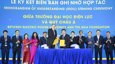 Đại học Điện lực đẩy mạnh kết nối vì tương lai bền vững ngành điện, năng lượng và môi trường