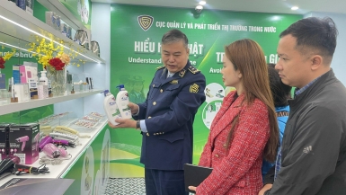 Hà Nội: Khai mạc Phòng trưng bày Hàng thật - Hàng giả