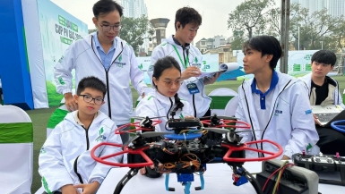 Khai mạc Cuộc thi Sáng tạo UAV Cup PV GAS 2025