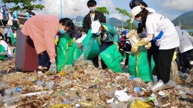 Đẩy mạnh quản lý và giảm thiểu rác thải nhựa