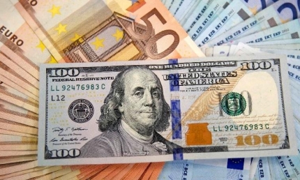 Tỷ giá hôm nay 12/9: USD tăng giá, thu hẹp khoảng cách