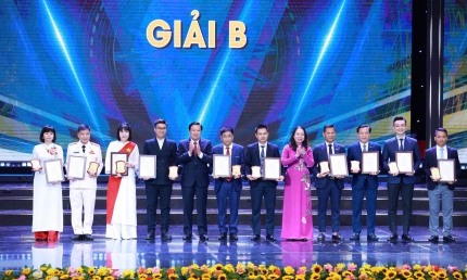 Báo và PTTH Phú Thọ đạt giải B Giải Báo chí toàn quốc phòng, chống tham nhũng, lãng phí, tiêu cực lần thứ V