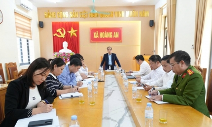 Phú Thọ yêu cầu cán bộ phải tuyệt đối tránh tình trạng gây khó khăn, nhũng nhiễu, kéo dài thời gian xử lý hồ sơ