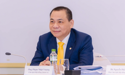 Ông Phạm Nhật Vượng góp thêm hơn 7.800 tỷ đồng cổ phiếu vào công ty đường sắt cao tốc VinSpeed