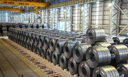 Sản lượng bán hàng thép Hòa Phát đạt 2,6 triệu tấn trong quý 2/2025  