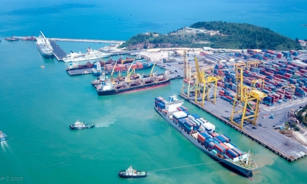 Công tư kiến quốc trong phát triển hạ tầng cảng biển và khu công nghiệp