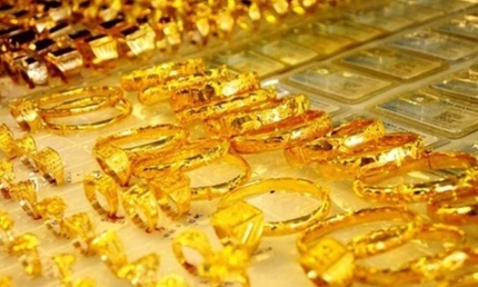 Giá vàng chiều 10/11: Vàng SJC vượt mốc 150 triệu đồng/lượng, thị trường “nóng” trở lại