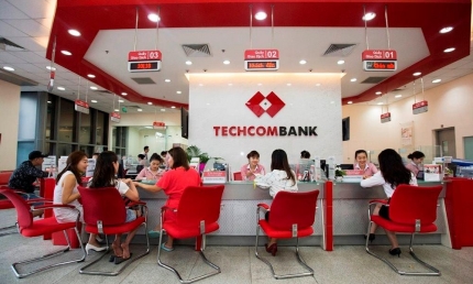 Sau quý III bùng nổ lợi nhuận, Techcombank phát hành thêm 2.250 tỷ đồng trái phiếu riêng lẻ